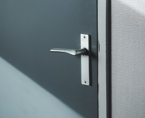 Duru rankenos – svarbi interjero ir funkcionalumo detalė